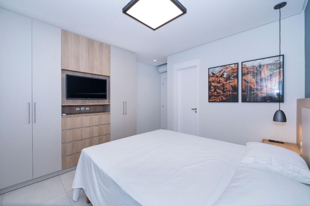 Adra 301 - Apartamento No Centro De Bombinhas - Rooftop Com Piscina E Academia - A Poucos Metros Da Praia - Ngoại thất bức ảnh