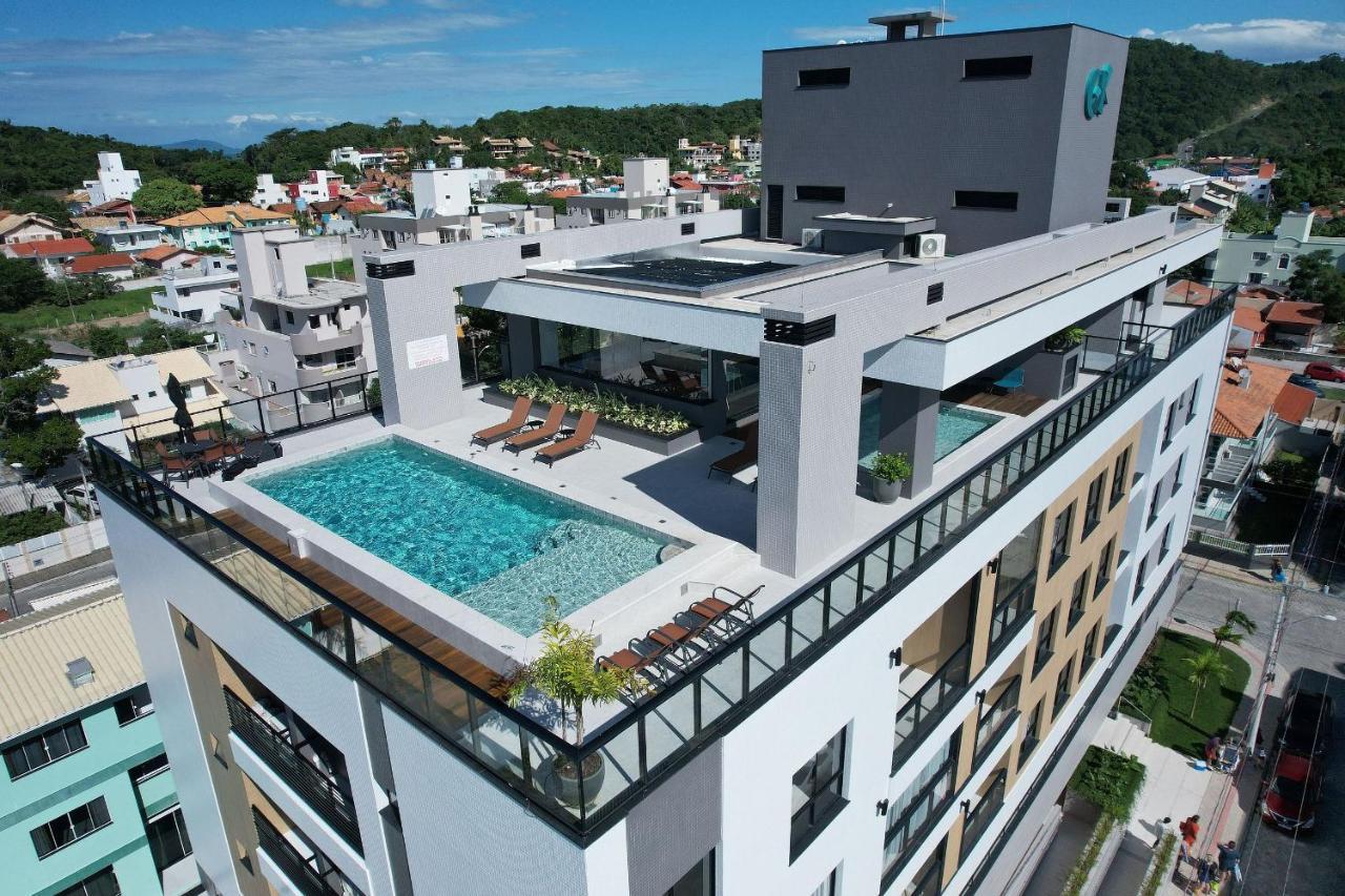 Adra 301 - Apartamento No Centro De Bombinhas - Rooftop Com Piscina E Academia - A Poucos Metros Da Praia - Ngoại thất bức ảnh