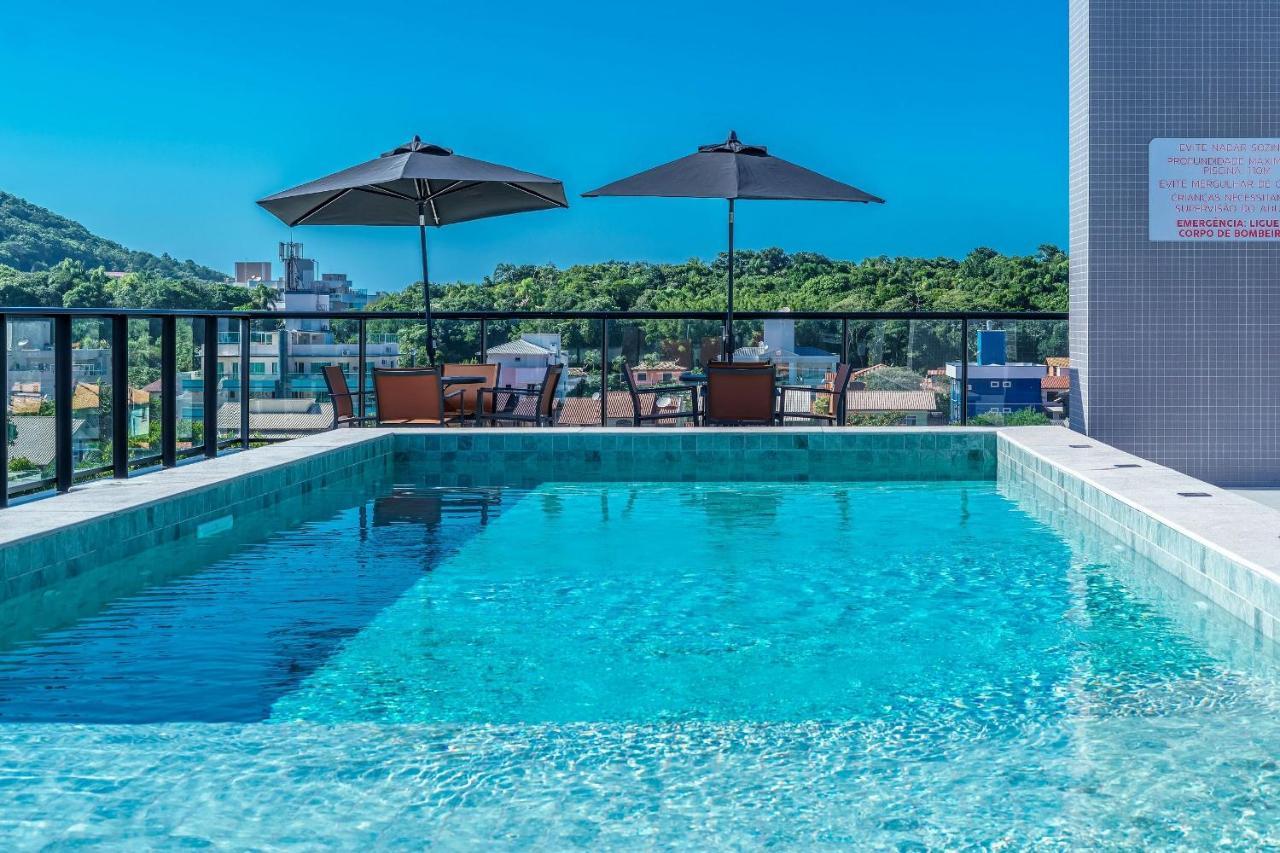 Adra 301 - Apartamento No Centro De Bombinhas - Rooftop Com Piscina E Academia - A Poucos Metros Da Praia - Ngoại thất bức ảnh